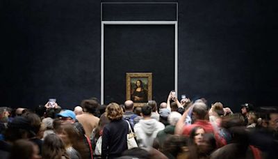 El Louvre estudia exponer a la 'Mona Lisa' en una sala aparte | Teletica