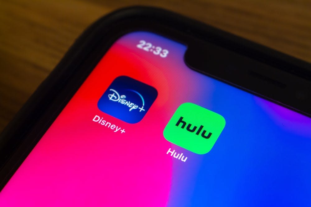 ...Advisor To Figure Out How Much Hulu Is Really Worth: Report - Comcast (NASDAQ:CMCSA), Walt Disney (NYSE:DIS)