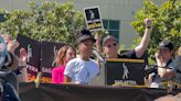 Martin Sheen, Kerry Washington, Ron Perlman at Solidarity Rally: Don’t Let Studios “Gaslight Us”