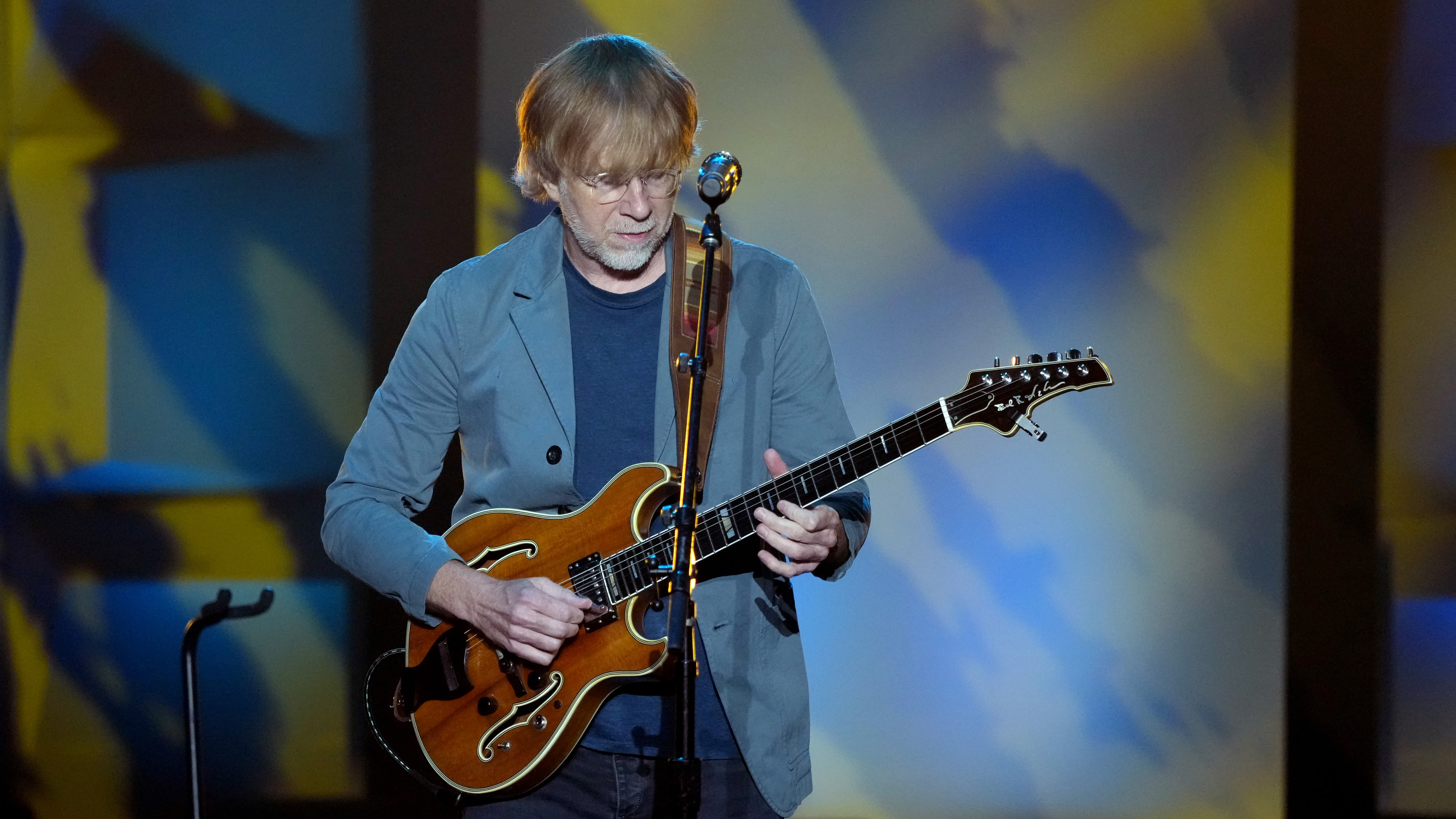 Trey Anastasio tackles Steely Dan classics in searing eight-minute performance at Songwriters Hall of Fame