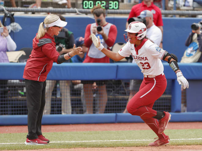 Patty Gasso earns career win No. 1,500 as Sooners beat Knights, 2-1