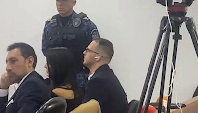Jhon Poulos y su cínica burla en plena audiencia por el crimen de Valentina Trespalacios