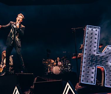 The Killers treat fans to cover song they 'wish they had written' at London's O2