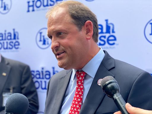 Congressman Andy Barr introduces new bill to help secure future of thoroughbred horseracing