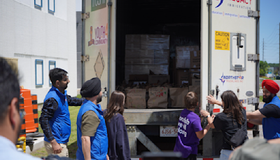 'Brought me to tears': Student-led initiative shatters Ottawa Food Bank donation record