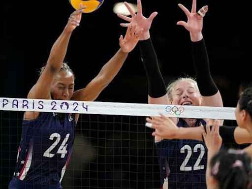 Coppell’s Chiaka Ogbogu, U.S. women’s volleyball avoid worst vs. China in Olympic opener