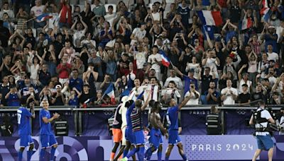 Foot: les Bleus d'Henry écartent l'Argentine pour s'offir une demie