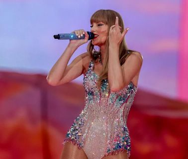 Una "poderosa" Taylor Swift enciende el Bernábeu con el repaso "histórico" a su carrera ante más de 50.000 'swifties'