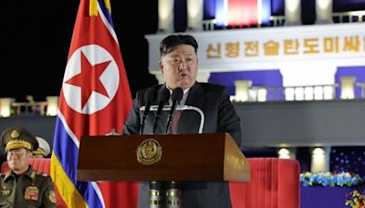 Corea del Norte dice que envió 250 nuevos lanzamisiles hacia la frontera surcoreana