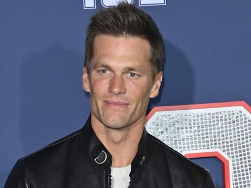 Tom Brady's Viral Roast on Netflix Special The Past Few Days Rehashes His $30 Million Crypto Loss. What Did He Lose It...