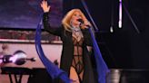Shania Twain Has Her Army of Cowgirls and Boys Come on Over to the Hollywood Bowl: Concert Review