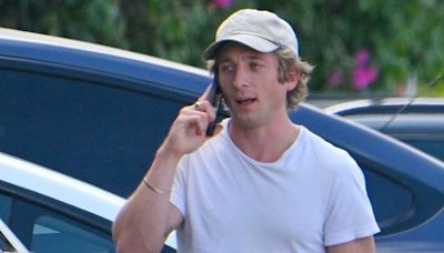 Jeremy Allen White Runs Errands in Studio City After ‘The Bear’ Season 3 is Released