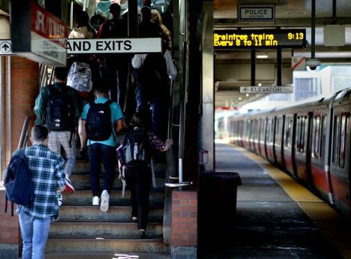 MBTA shuttle buses replace Red Line trains between Park Street and JFK/UMass - The Boston Globe