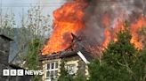 Ceredigion: Ex-Llandysul school building fire destroys roof