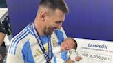 Quién es el bebé que alzó a upa Lionel Messi luego de salir campeón de la Copa América