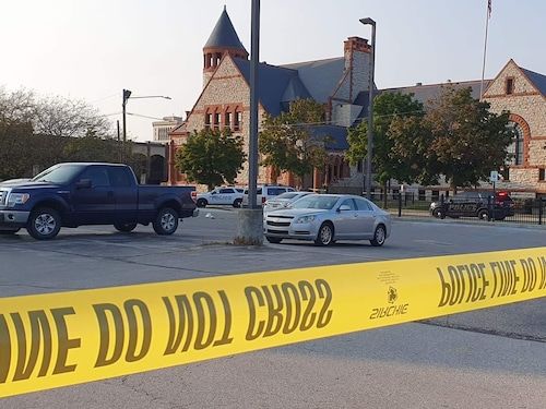 Shooting outside Saginaw’s Hoyt Library claims security guard’s life