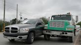 Se impactan camioneta y pipa en el Periférico de Torreón