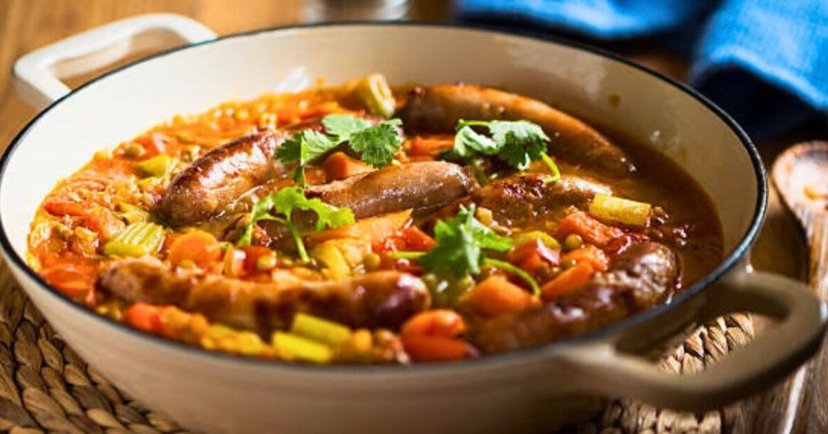 Jamie Oliver’s ‘delicious’ sausage bake can be made with just 5 ingredients