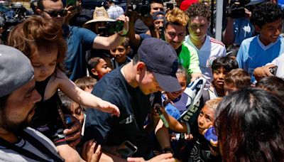 Photos: San Diego FC star ‘Chucky’ Lozano surprises kids in Barrio Logan