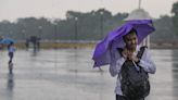 Delhi: Rains cause waterlogging, traffic woes