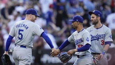 Freeman and Stone help the Dodgers sweep a doubleheader against the struggling Mets