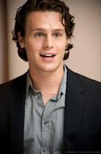 Jonathan Groff