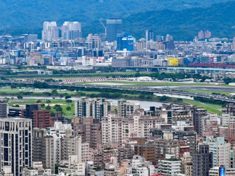 躲過限貸令？全年房市推案恐達2兆 專家：預售市場未見風雨 | 591 | 大紀元