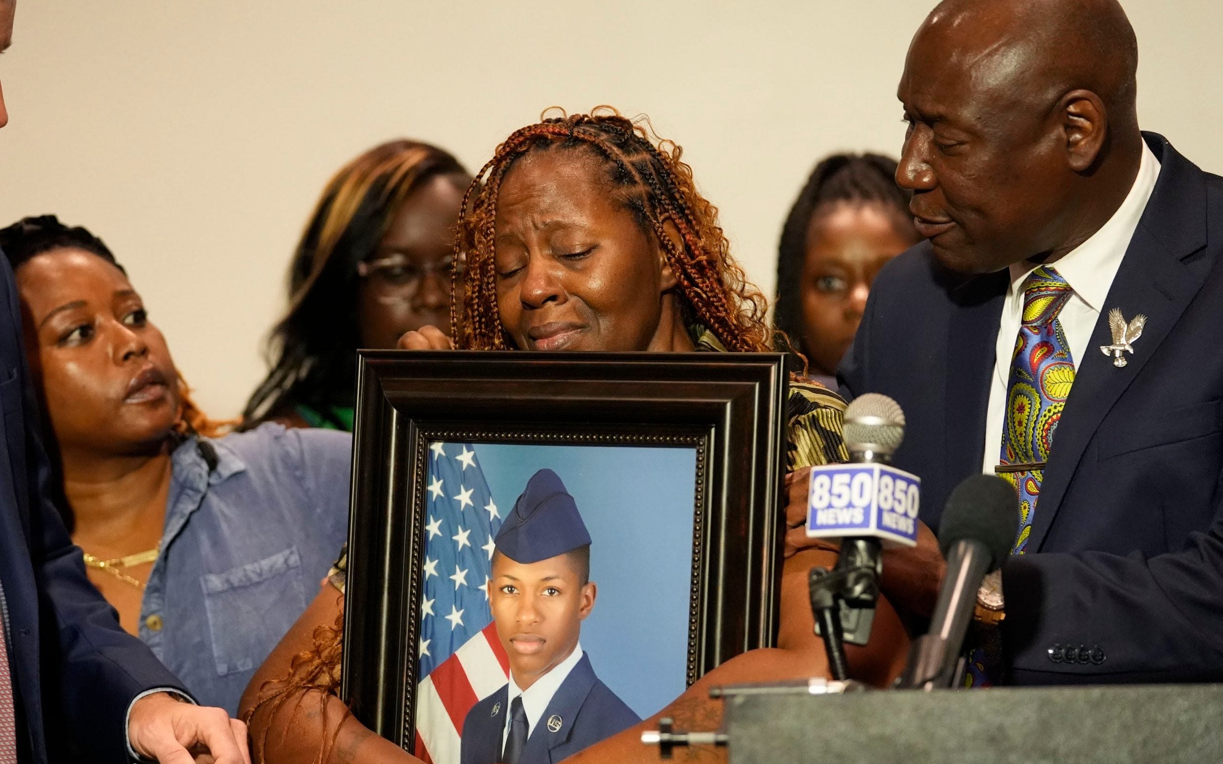 Airman shot dead after answering door to sheriff who got wrong apartment