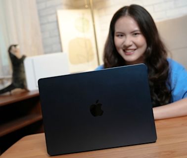 Apple MacBook Air 上手開箱：午夜色真的不沾指紋？該買 M3 還是 M2？- 電獺少女：女孩的科技日常-App、科技酷品、生活與美食