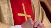 El Gobierno avisa a la Iglesia de que “no aceptará” que indemnice a las víctimas de abusos sin su supervisión