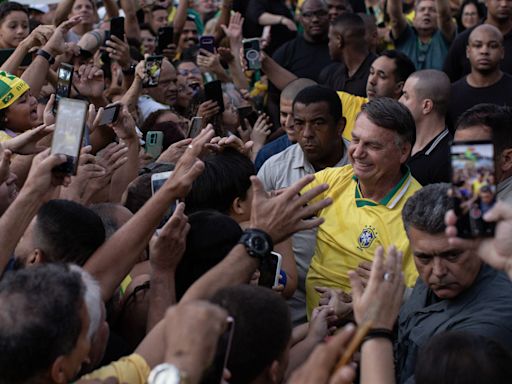 Bolsonaro troca lives de 2020 por viagens em 2024 para eleger prefeitos aliados