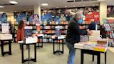 Column: Barnes & Noble saved itself by putting books first. Imagine that