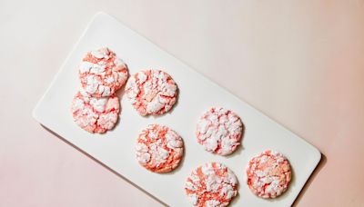 3-Ingredient Strawberry Fluffies Are The Easiest Cake Mix Cookies I've Ever Made