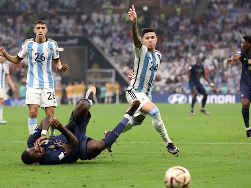 Qué dice la letra de la polémica canción de Argentina por la que Francia acusa de racismo a Enzo Fernández | Goal.com Chile