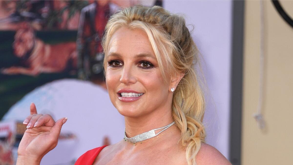 Britney Spears Shows Off Swollen Foot After Alleged Fight With Rumored BF | iHeart