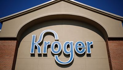 'I will never shop at Kroger' fumes customer left feeling 'helpless' by manager