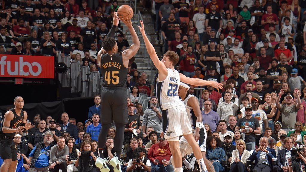 Mitchell, Cavs storm back, oust Magic in Game 7