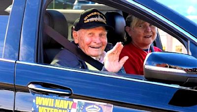 World War II vet to be grand marshal of Aurora Memorial Day Parade