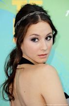 Troian Bellisario