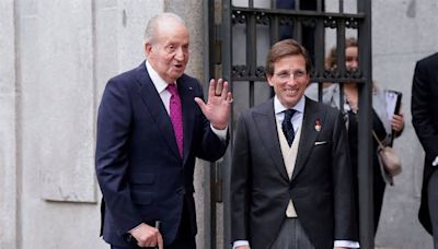 Qué parentesco hay entre Teresa Urquijo y el rey emérito Juan Carlos I