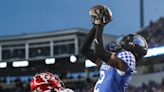 Kentucky football vs. Iowa in Music City Bowl: Score prediction, scouting report