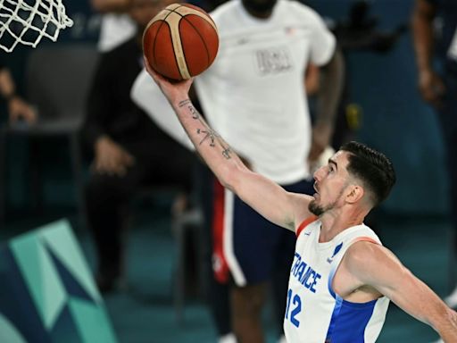 Basket: Nando De Colo officialise sa retraite internationale