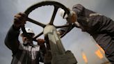 Iraq Seeks Stable Oil Prices as It Rebuilds, Premier Says