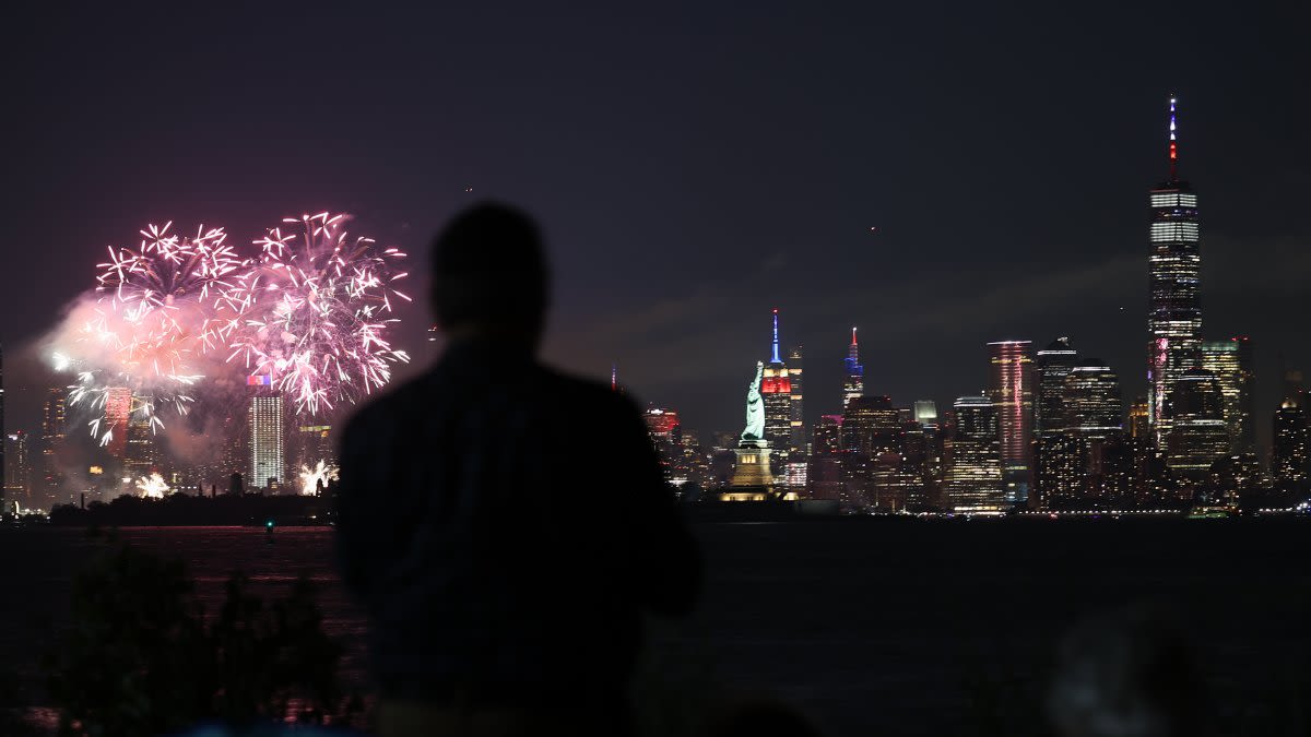 Jersey City to host July 4 concert, Hudson River fireworks viewing