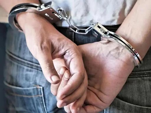 Thane: 2 booked for defrauding 4 of Rs 39 lakh with fake job promise