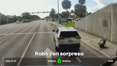 Un ladrón roba un coche con una niña de tres años en su interior y la abandona en plena carretera en Florida