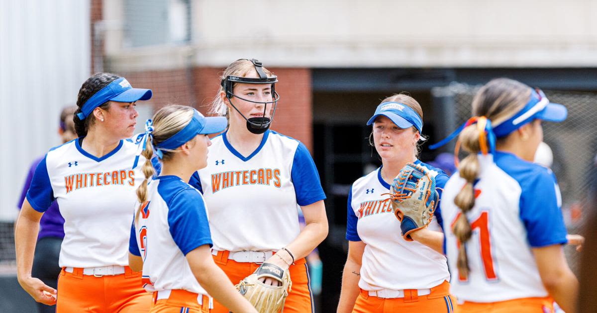 Whitecaps rally again, knock out Florida Southwestern in NJCAA DI World Series