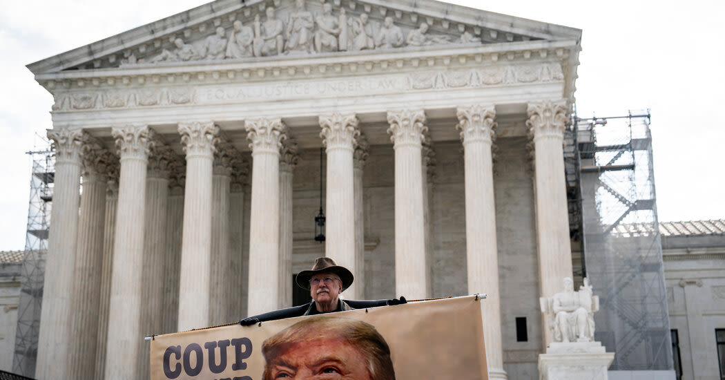 Live Updates: Supreme Court Hears Trump’s Claim to ‘Absolute Immunity’