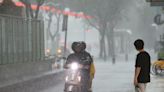 下班雨勢升級！15縣市豪雨、雷雨齊轟 1地「災防告警」恐發生暴雨