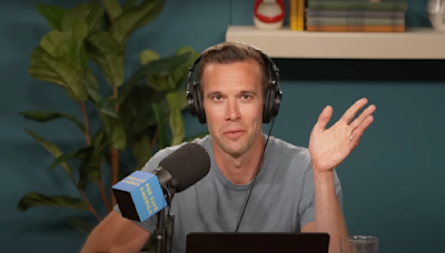 Pod Save America Hosts Torch Biden Advisors Calling Them ‘Cool Guy’ Obama’s ‘Operatives’: ‘You Have Bigger F...